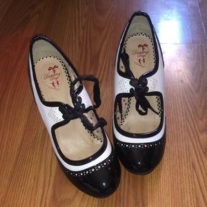 dancing days black and white maryjane heel